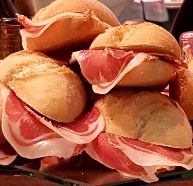 Jamon Mercado de San Agustín Granada